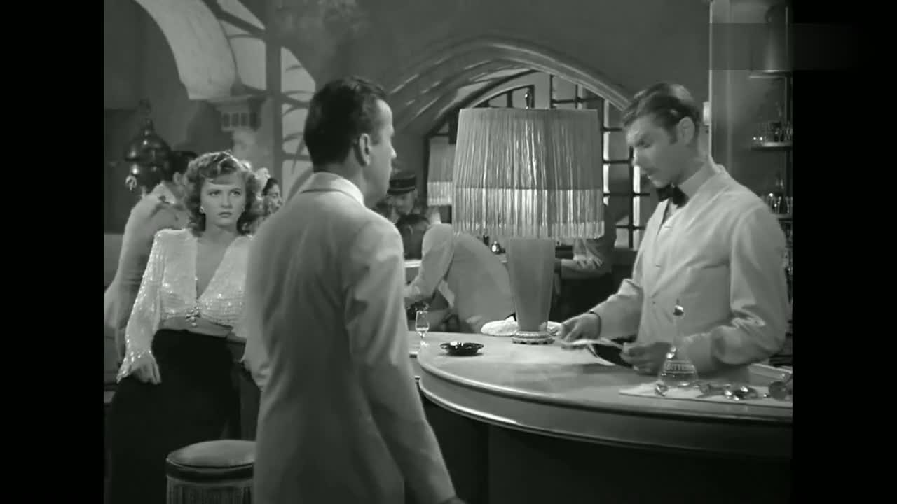 Madeleine Lebeau screentime - Casablanca