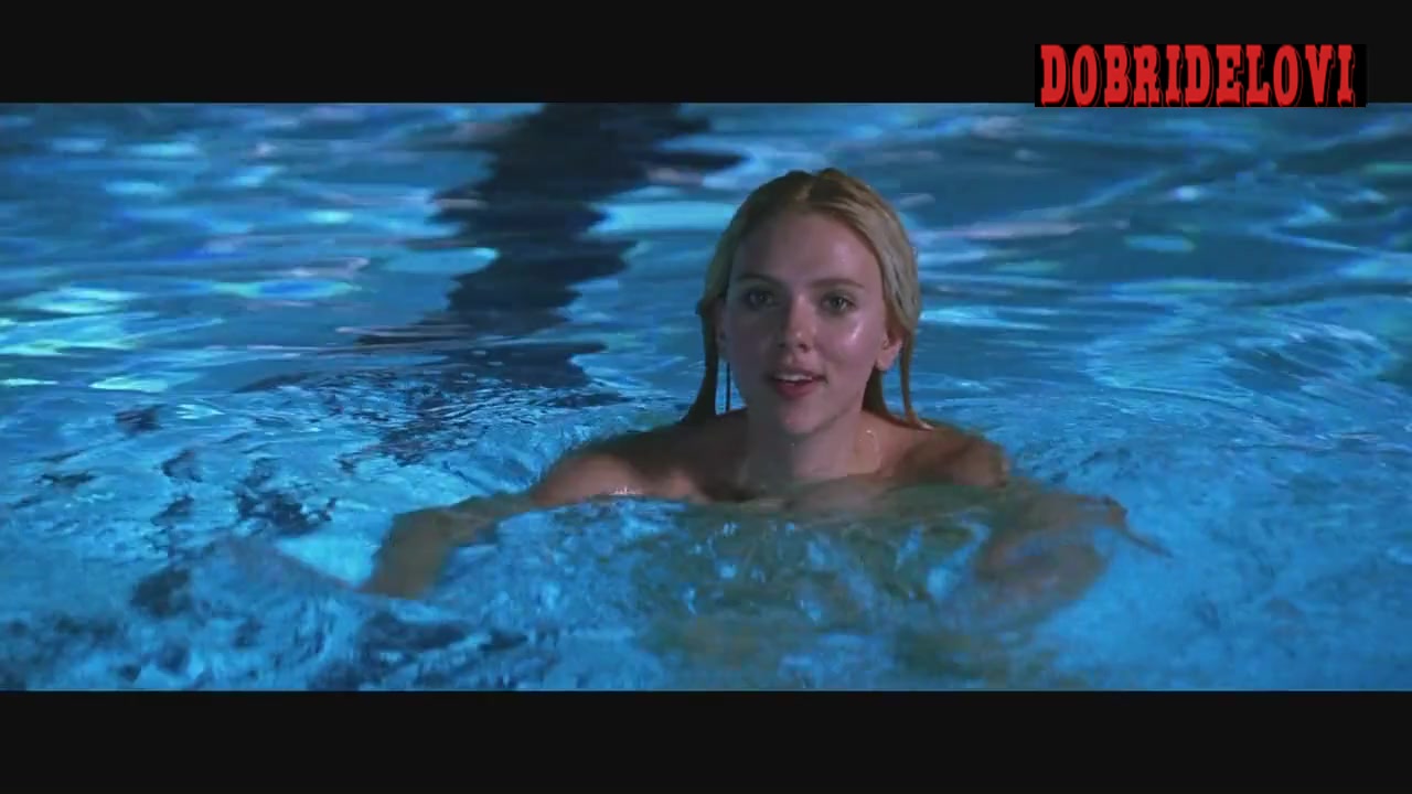 Scarlett Johansson undresses and jumps into the pool