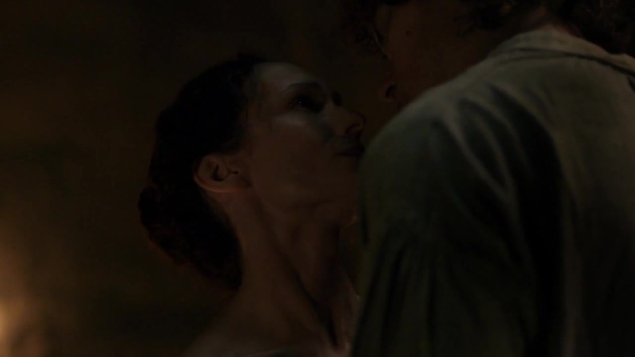 Emma Campbell-Jones sexy scene in Outlander