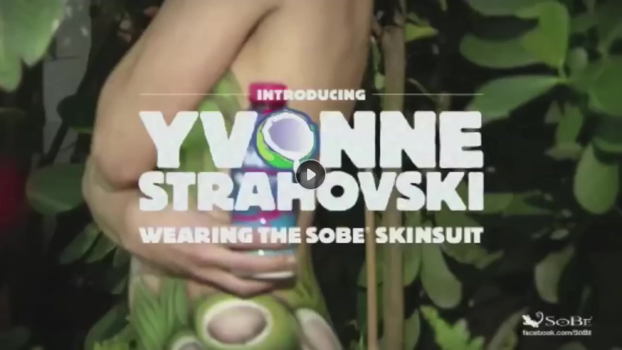 Yvonne Strahovski looks fantastic 