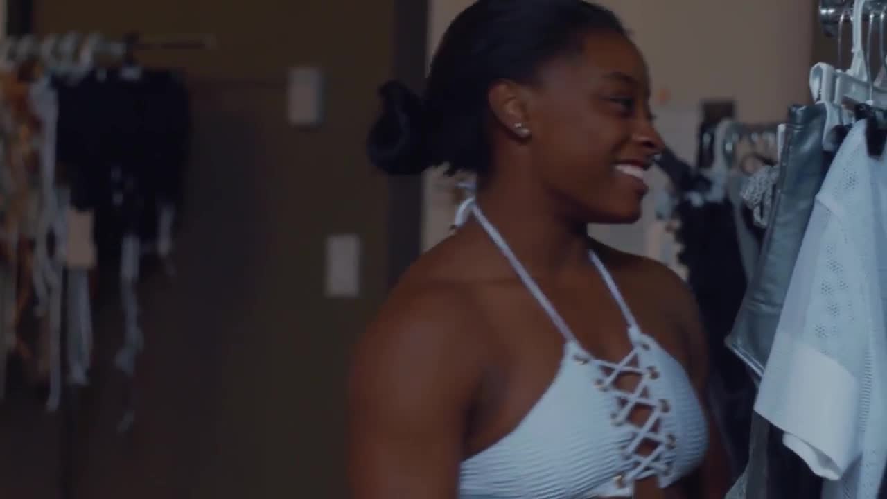 Simone Biles screentime in sports illustrated swimsuit 2017