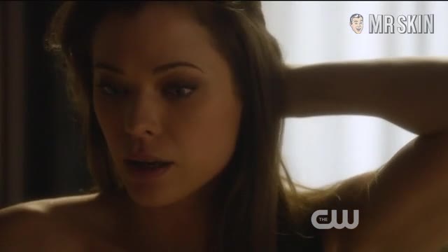 Peyton List (I) must watch clip - The Tomorrow People