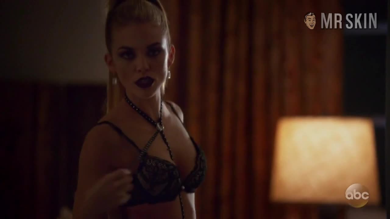 AnnaLynne McCord must watch clip from secrets and lies