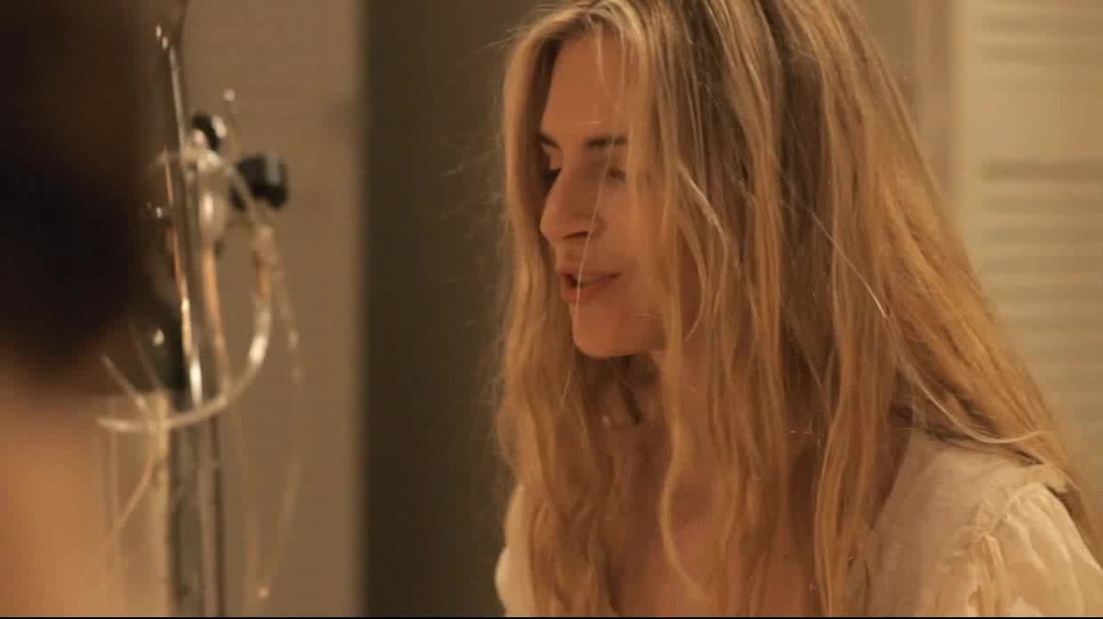 Brit Marling screentime in Sound of My Voice
