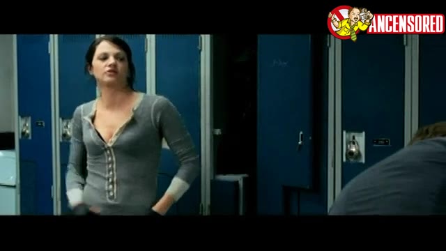 Asia Argento must watch clip - Land of the Dead