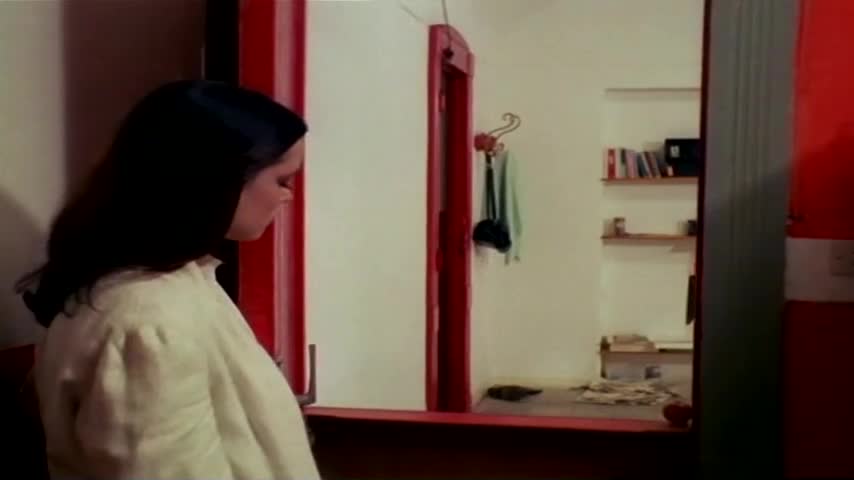 Maruska Ferretti sexy scene from Dolce calda Lisa