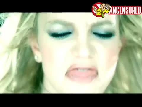 Britney Spears must watch clip - Britney Spears Live and More