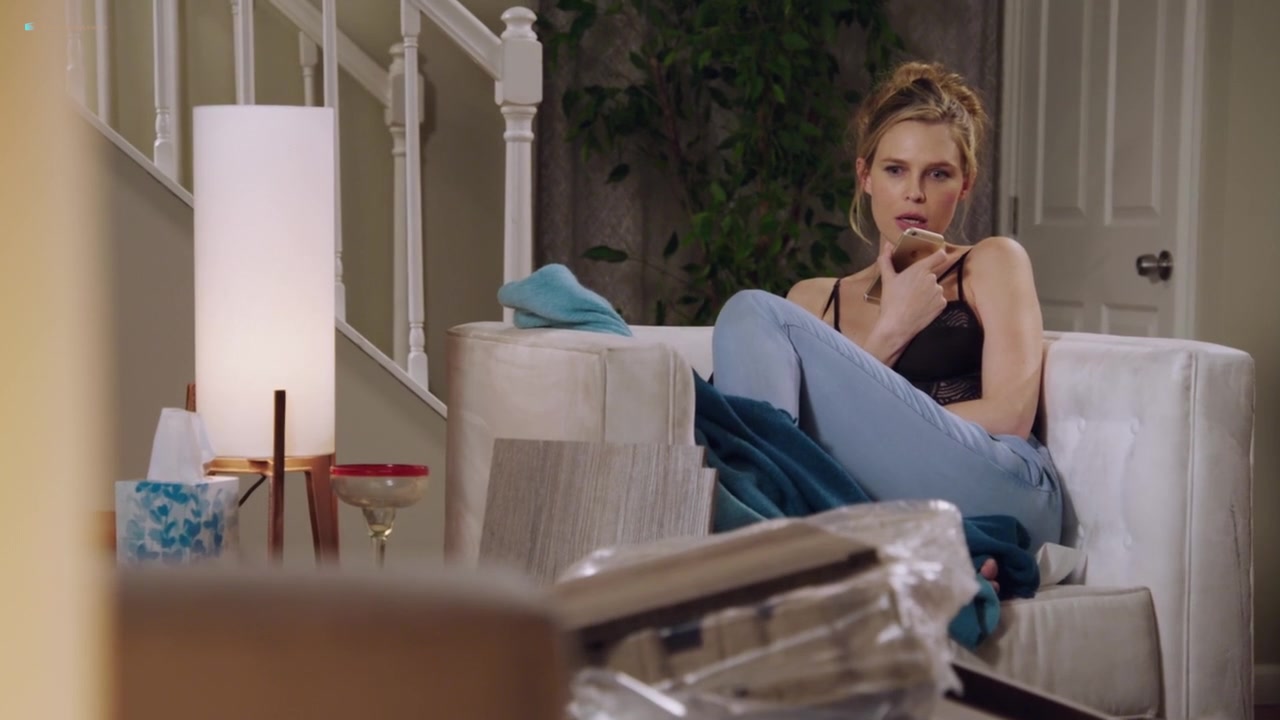 Sara Foster screentime from Barely Famous