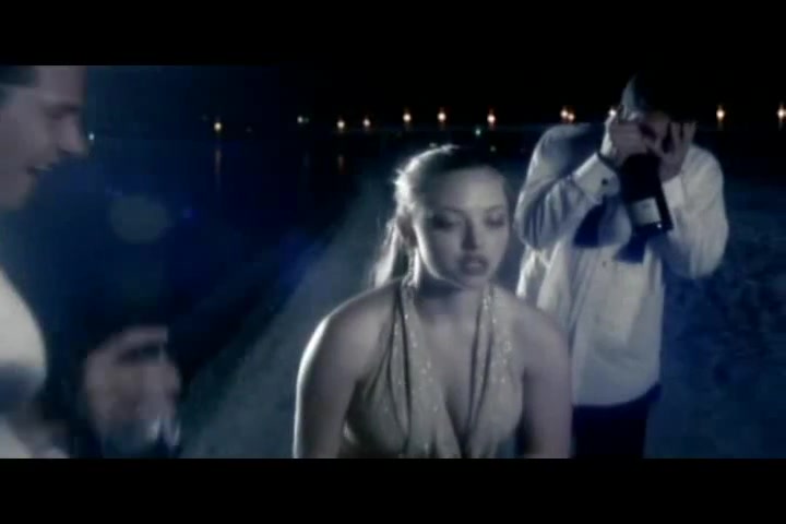 Amanda Seyfried sexy prom queen scene from Veronica Mars