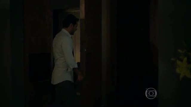 Drica Moraes sexy scene in Verdades Secretas