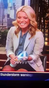 Kelly Ripa looks fantastic from Live with Regis Kelly