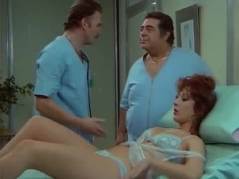 Cristina Tocco sexy scene from a los cirujanos se les va la mano