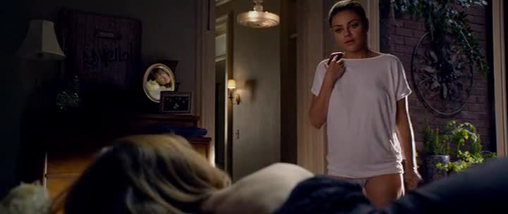 Mila Kunis must watch clip from Friends With Benefits