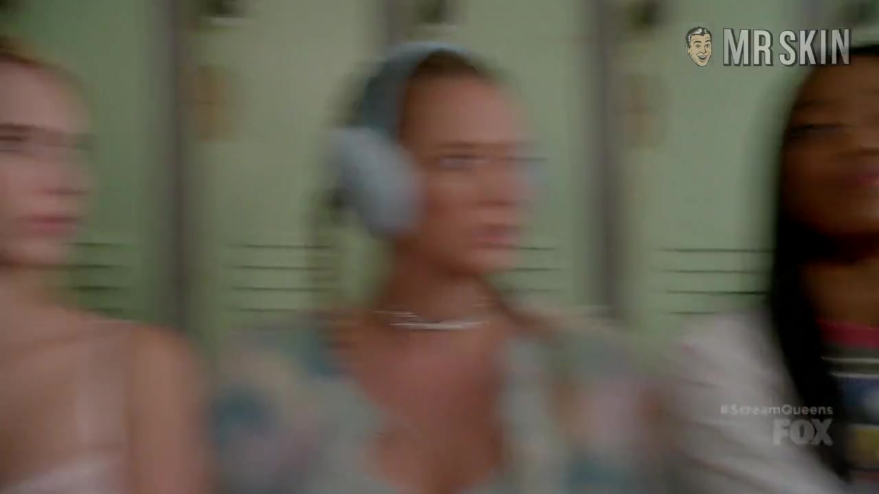 Emma Roberts screentime from Scream Queens