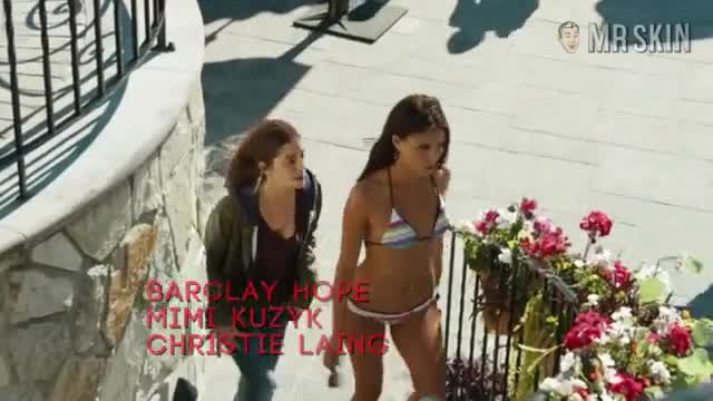 Nathalie Kelley sexy scene from UnReal