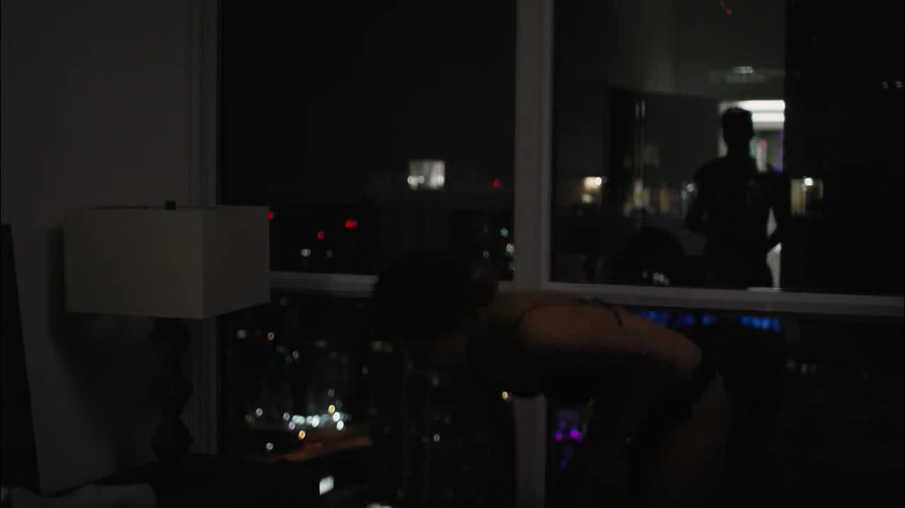 Riley Keough sexy scene - The Girlfriend Experience