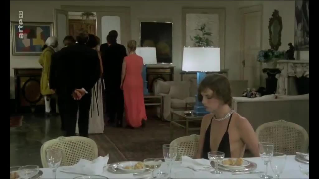 Jane Birkin screentime from Sept morts sur ordonnance