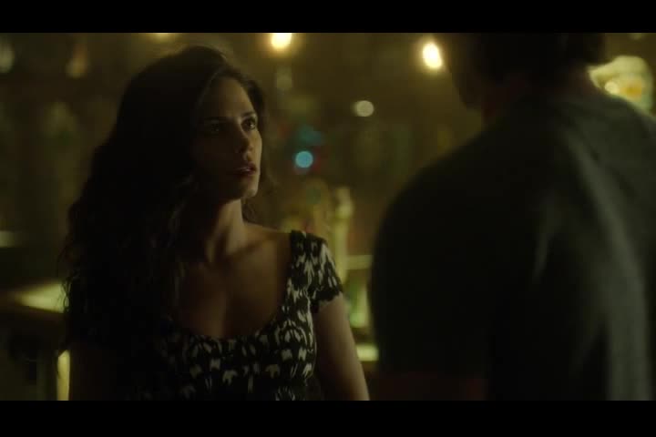 Jenna Dewan-Tatum looks fantastic in Witches of East End
