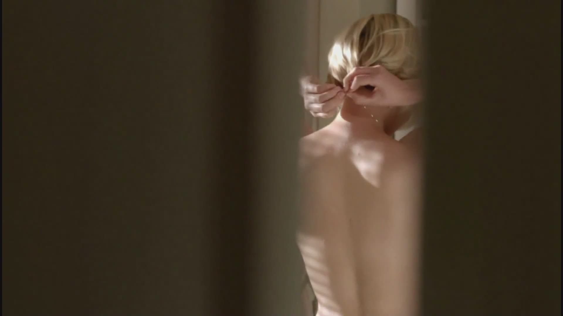 Adelaide Clemens looks fantastic - Rectify