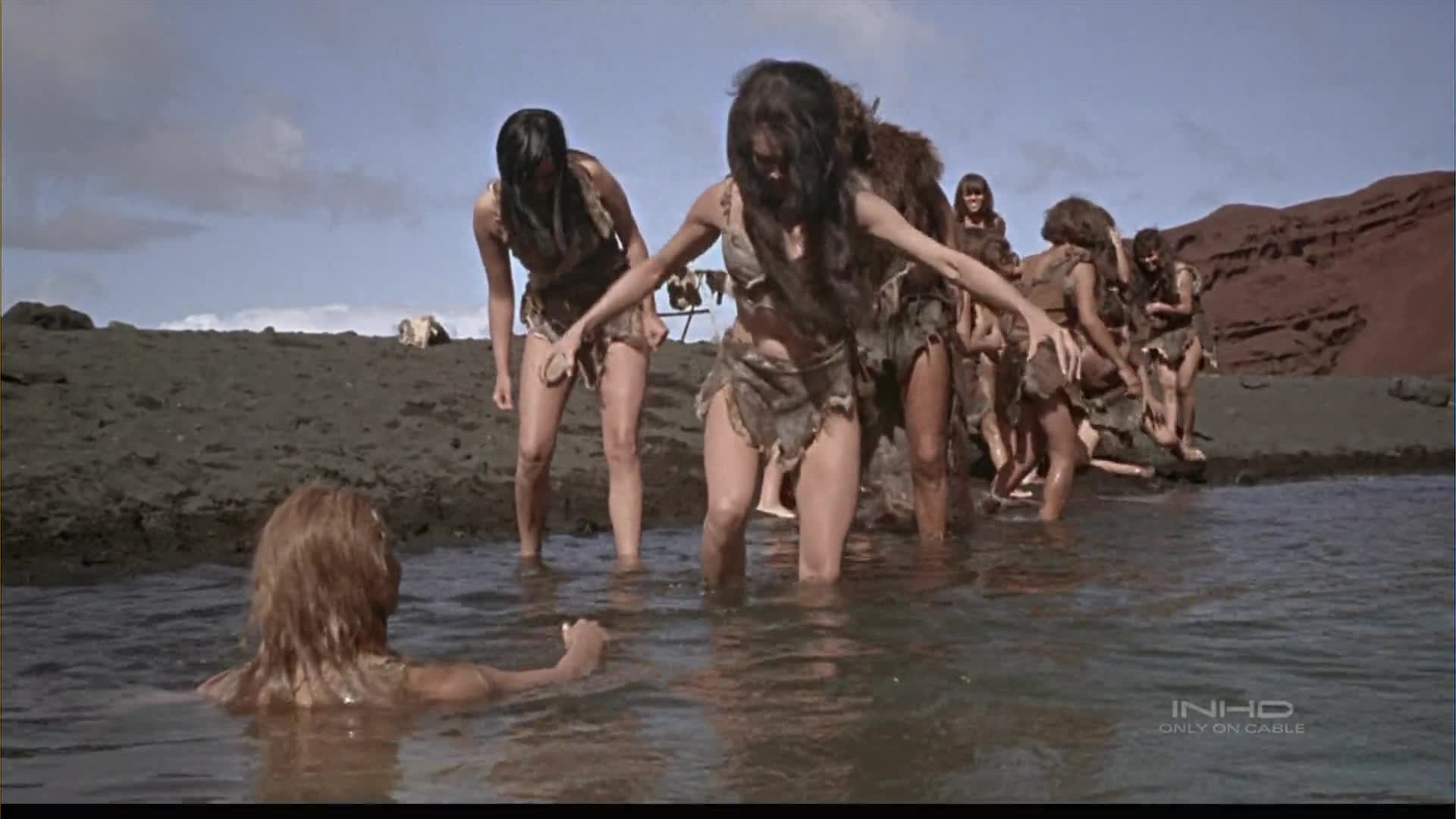 Raquel Welch scene in One Million Years B C 