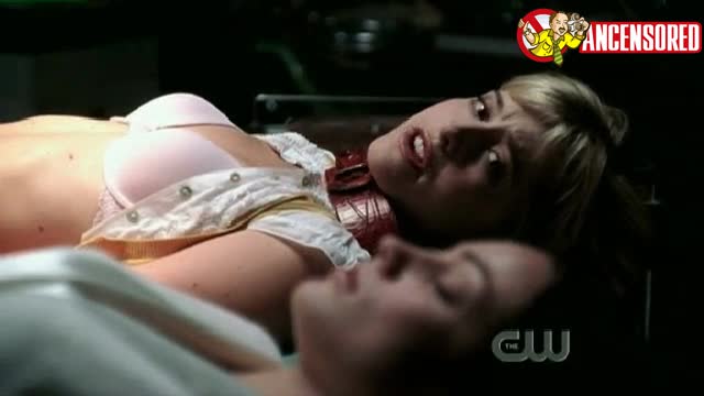 Allison Mack must watch clip - Smallville