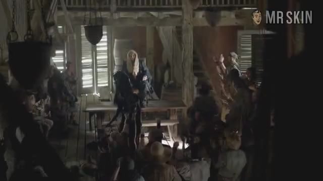 Jenna Saras scene from Black Sails