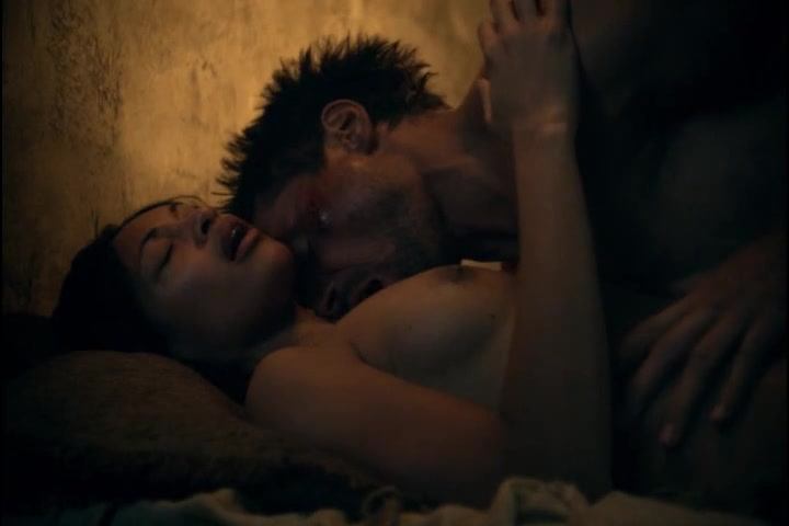 Cynthia Addai-Robinson sexy scene from Spartacus Blood and Sand