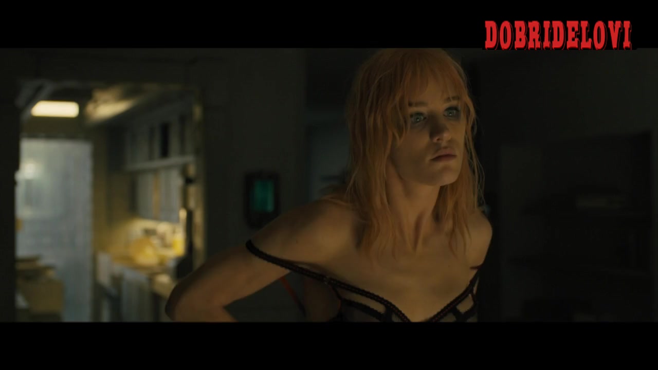 Mackenzie Davis getting out of bed nude scene from Blade Runner 2049