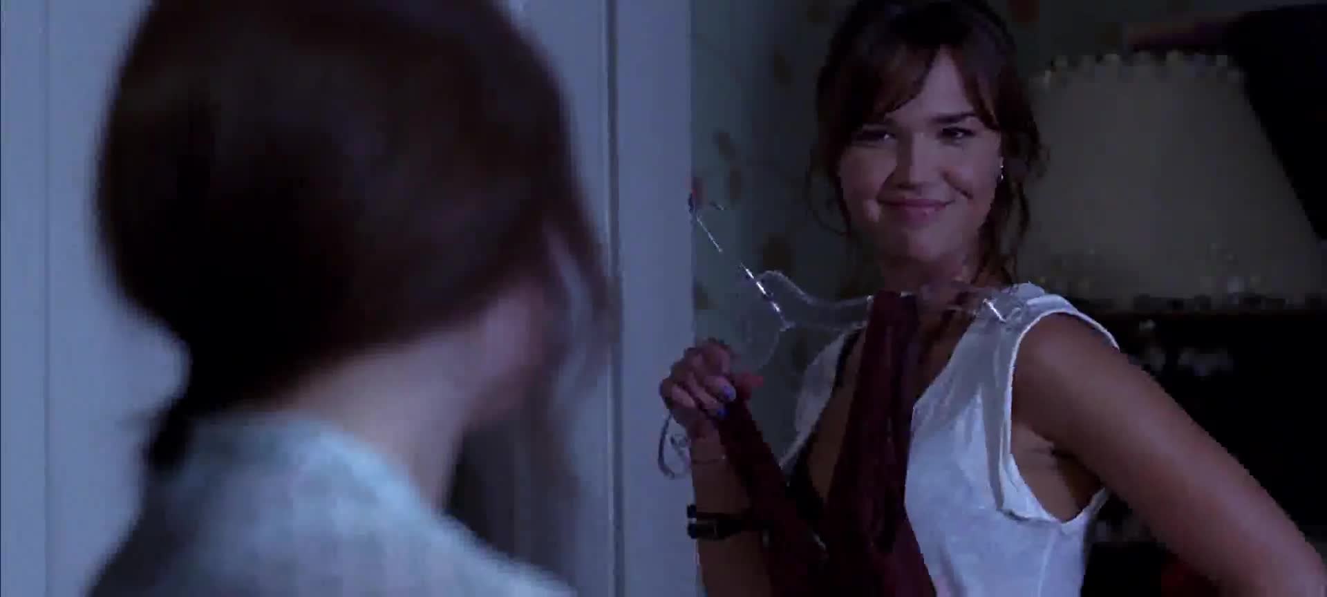Arielle Kebbel screentime in The Uninvited
