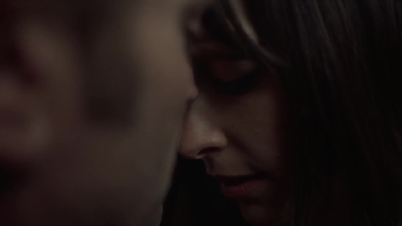 Jodi Balfour looks fantastic - rellik