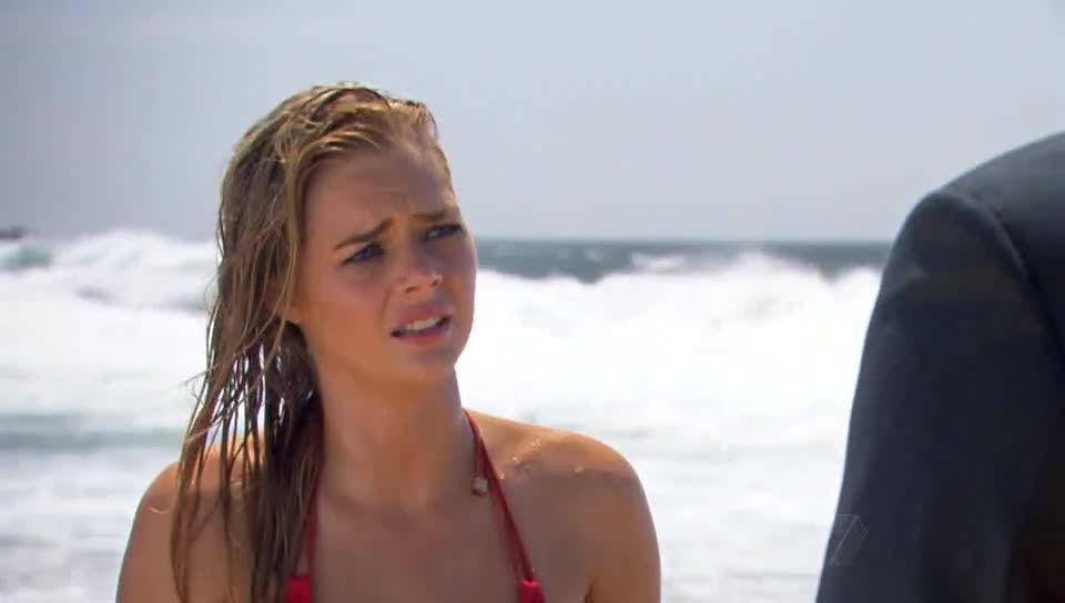 Samara Weaving must watch clip in Home and Away