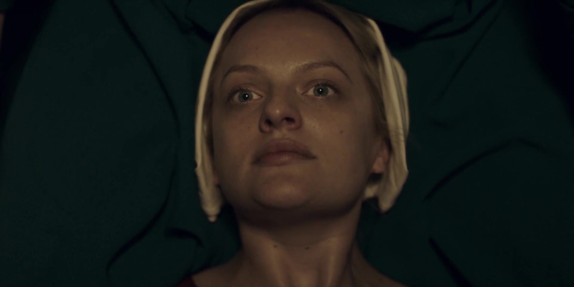 Elisabeth Moss sexy scene from the handmaids tale