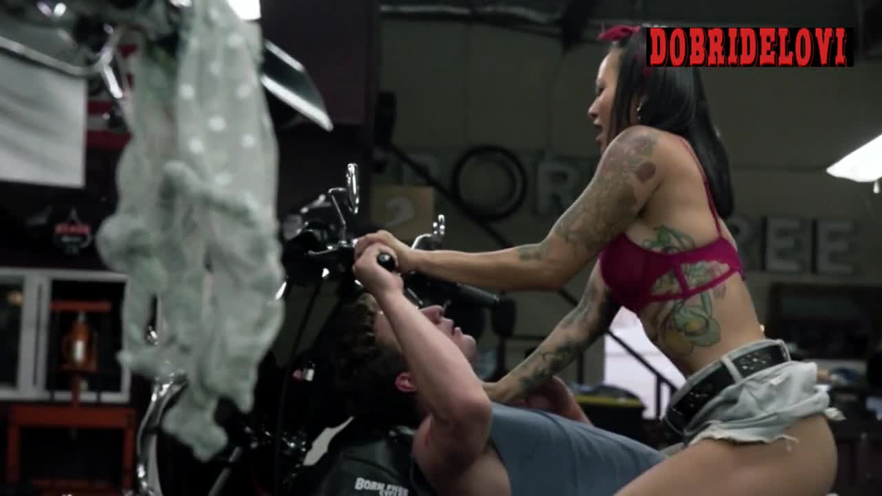 Levy Tran sex on motorcycle while choking dude scene from Shameless