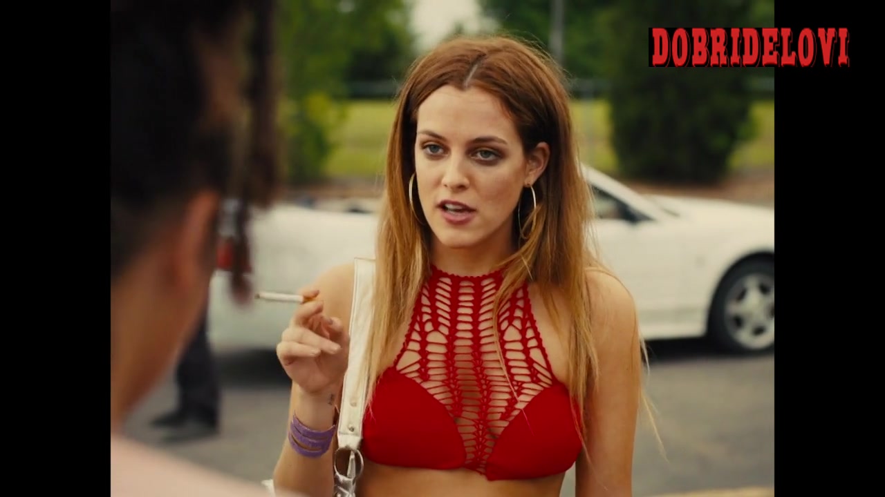 Riley Keough sexy in the parking lot scene from American Honey