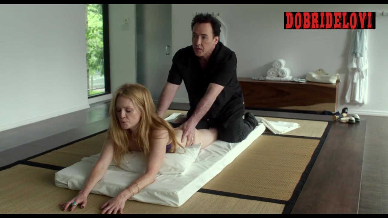 Julianne Moore undressing for a massage scene from Maps to the Stars