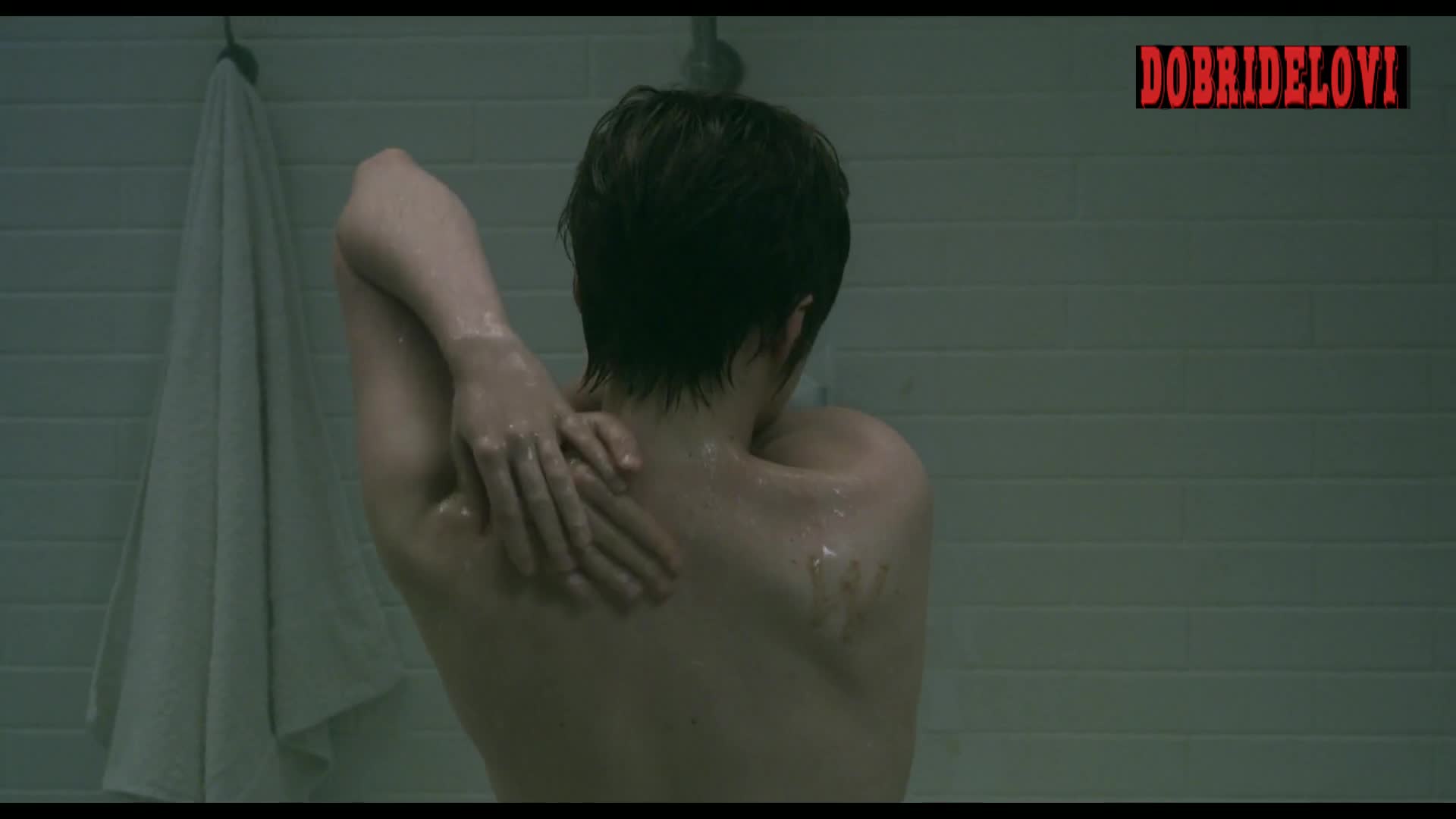 Maisie Williams shower scene from The New Mutants