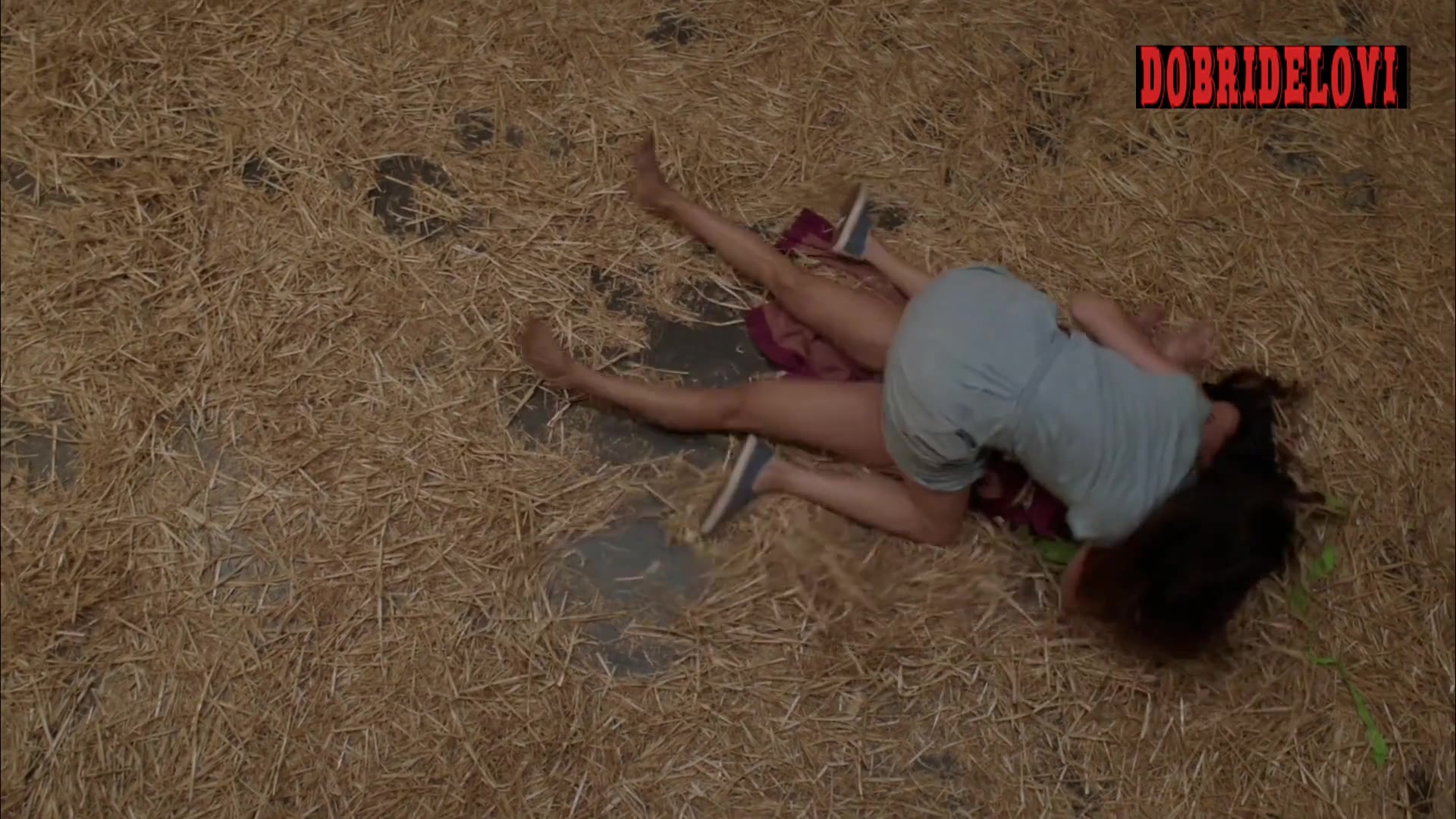 Juliette Lewis and Jennifer Garner fighting scene from Camping