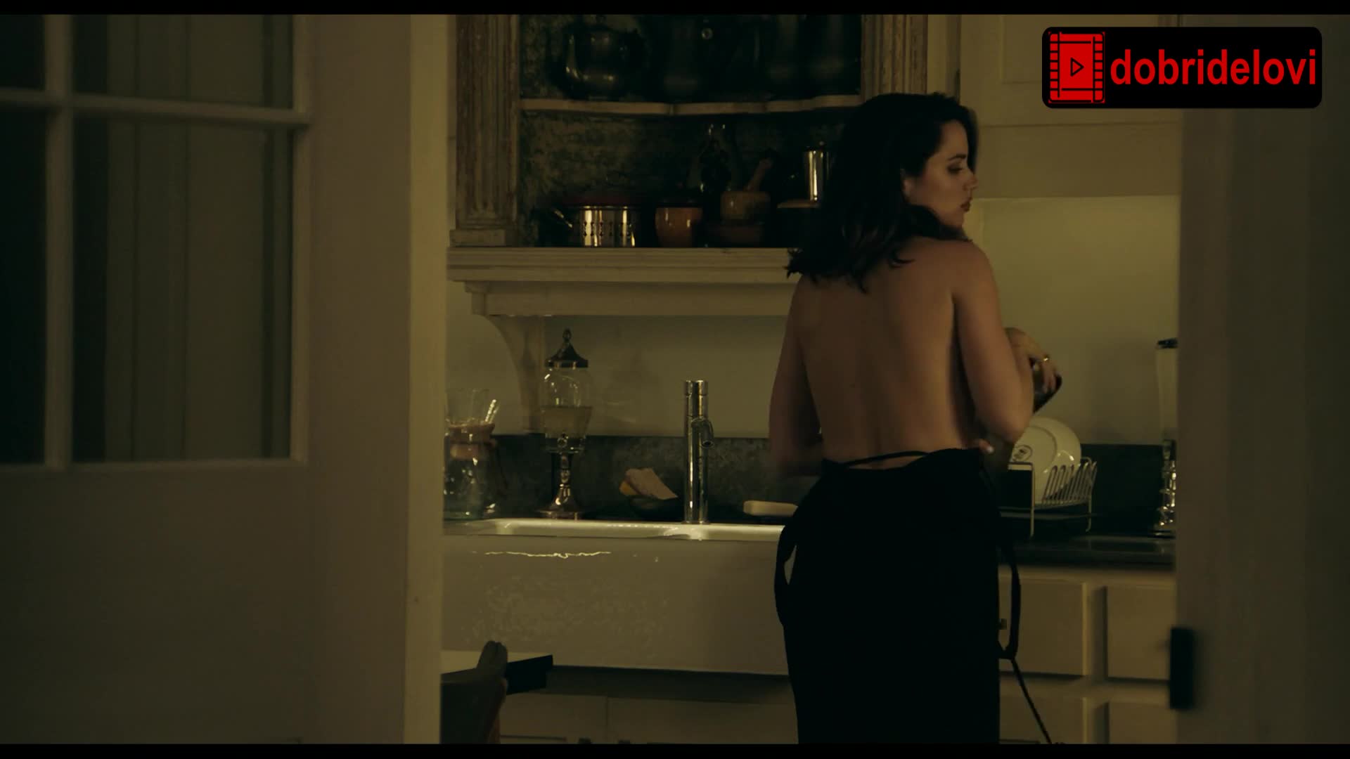 Watch Ana de Armas undressing scene from Deep Water video