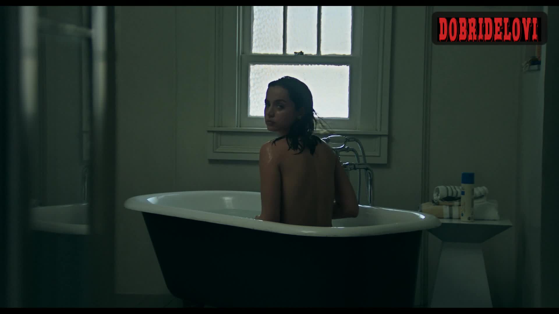 Watch Ana de Armas bathtub scene from Deep Water video